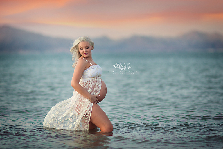 lake mead maternity photos