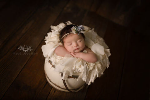 marie grantham photography newborn photographer las vegas baby tie backs