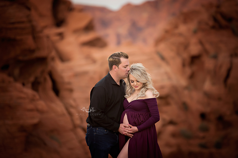 valley of fire maternity photos