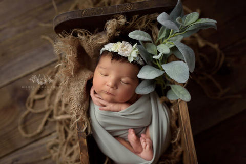 Marie Grantham Photography newborn photographer las vegas baby pictures 