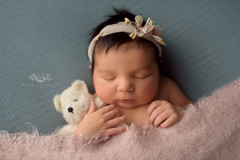 Marie Grantham Photography newborn photographer las vegas newborn studio