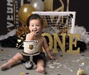 marie grantham Photography baby photographer Las Vegas golden knights hockey cake smash photos lauren diaz merrill
