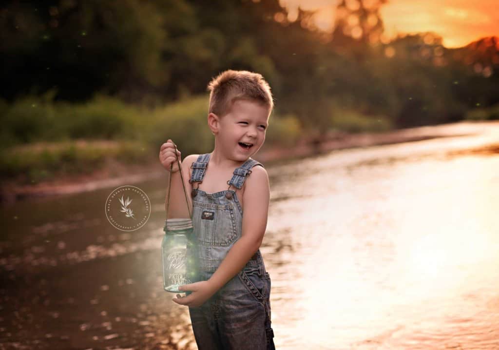 marie grantham Photography family photographer Las Vegas little boy water overalls photos