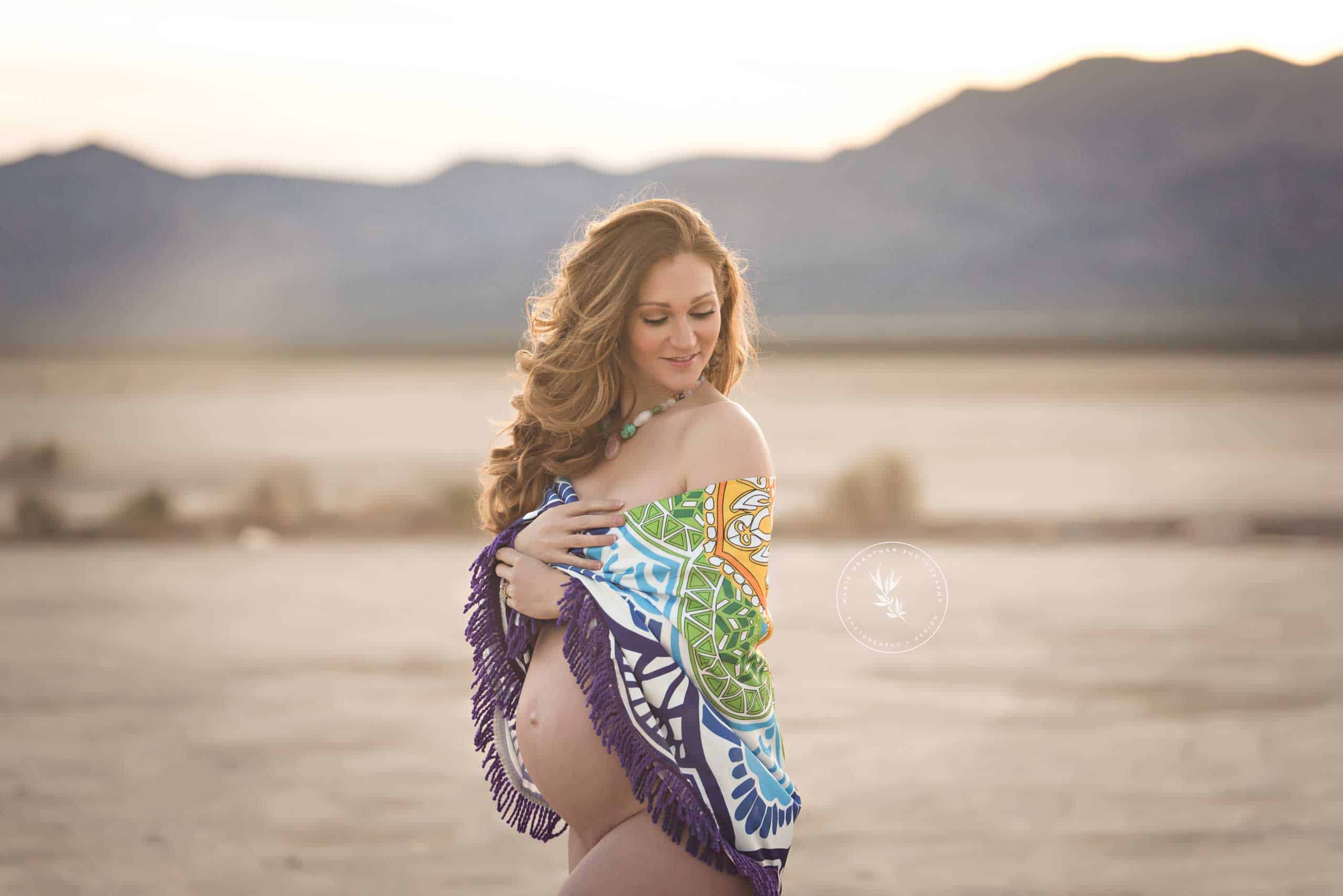 marie_grantham_Photography_maternity_photographer_Las_Vegas_nude_maternity_dry_lake_bed