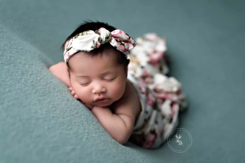 marie grantham Photography Newborn photographer Las Vegas floral and turquoise