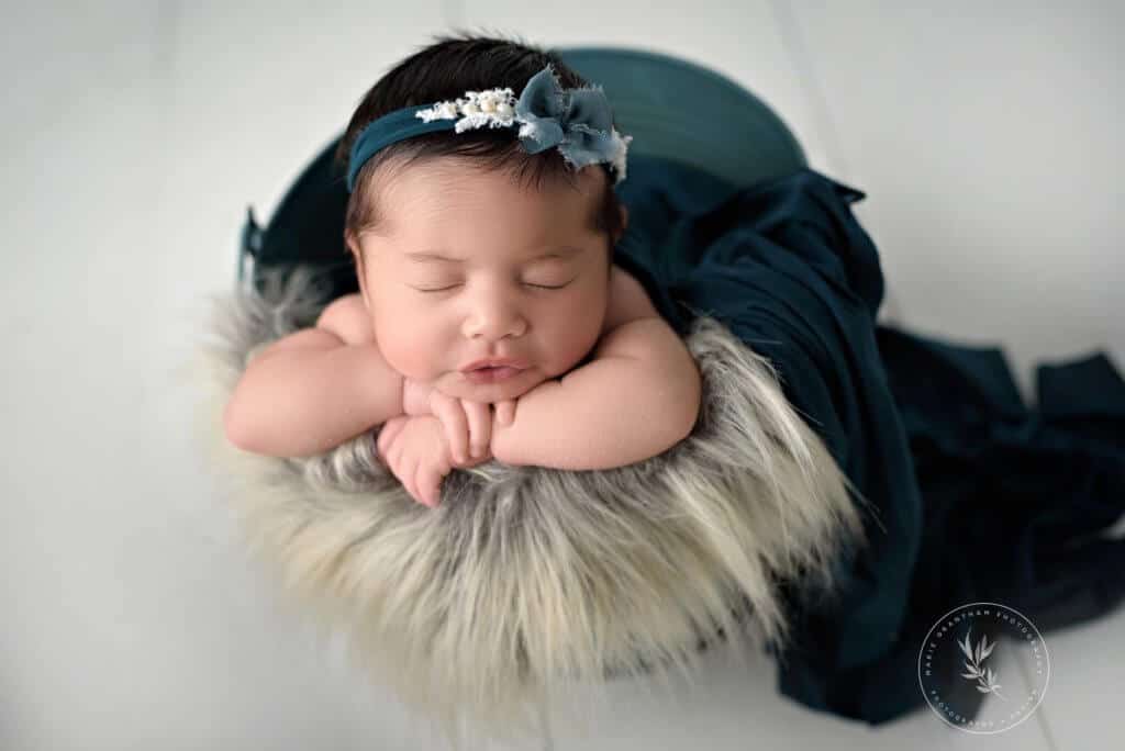 marie grantham Photography Newborn photographer Las Vegas spring baby photos