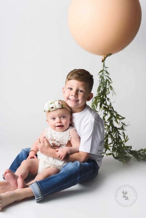 Baby Cake Smash Photographer Las Vegas Boho Cake Smash siblings photos