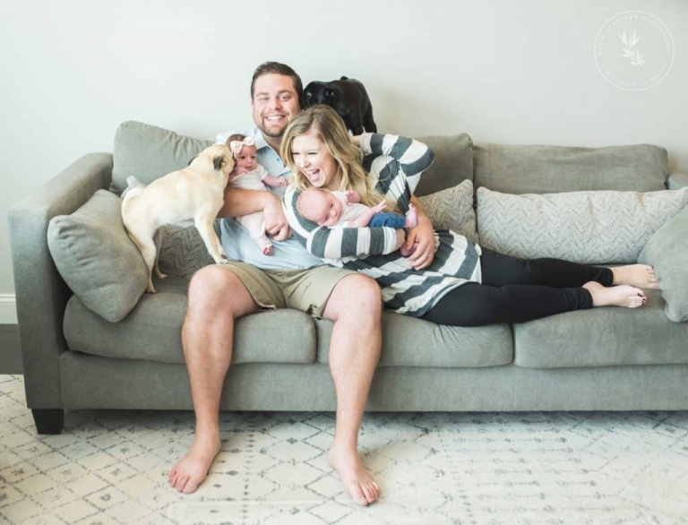 Lifestyle Newborn photographer Las Vegas marie grantham photography funny lifestyle newborn photos