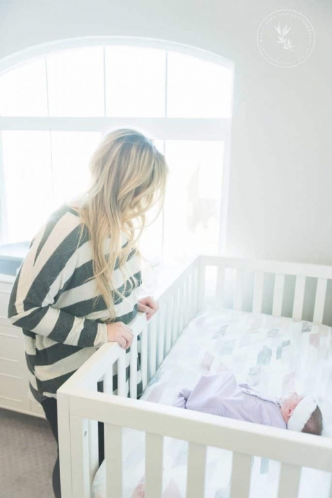 Lifestyle Newborn photographer Las Vegas marie grantham photography nursery