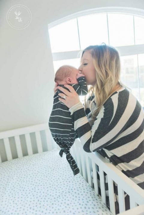 Lifestyle Newborn photographer Las Vegas marie grantham photography nursery photos