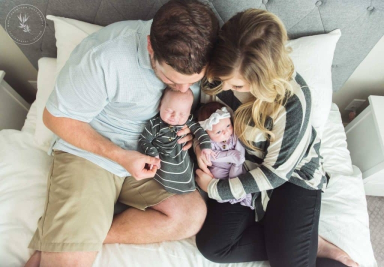 Lifestyle Newborn photographer Las Vegas marie grantham photography twins lifestyle at home