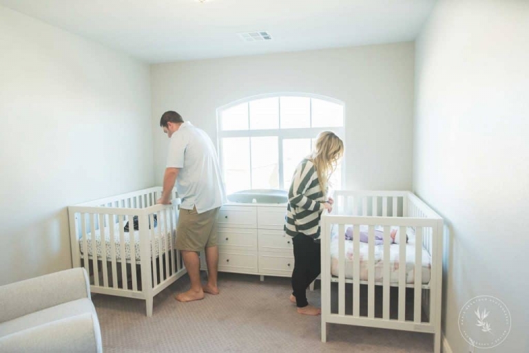 Lifestyle Newborn photographer Las Vegas marie grantham photography twins newborn photos