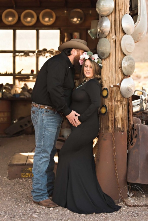 marie grantham Photography maternity photographer Las Vegas country shoot