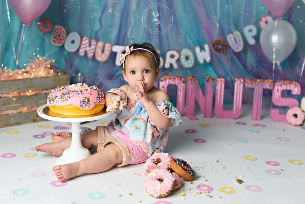 marie grantham Photography baby smash cake photographer Las Vegas donut smash