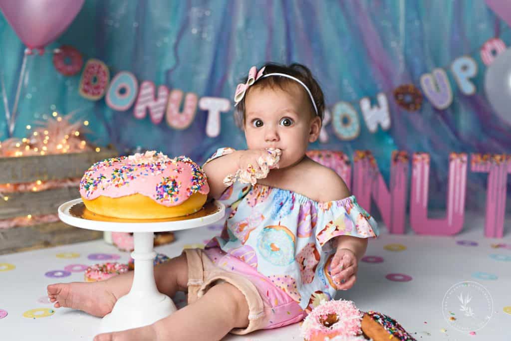 marie grantham Photography baby smash cake photographer Las Vegas donut smashes