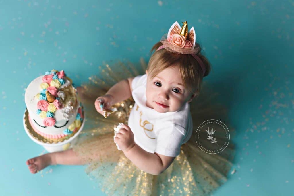 marie grantham Photography smash cake photographer Las Vegas unicorn cake smash little girl